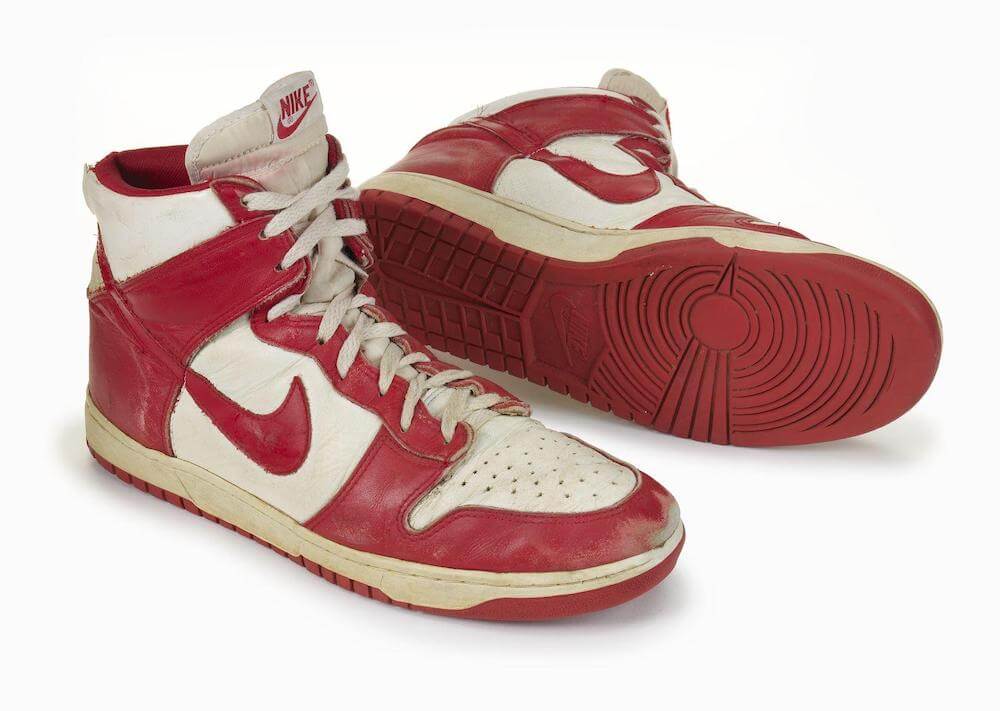 Из баскетбола в скейтбординг: история кроссовок Nike Dunk